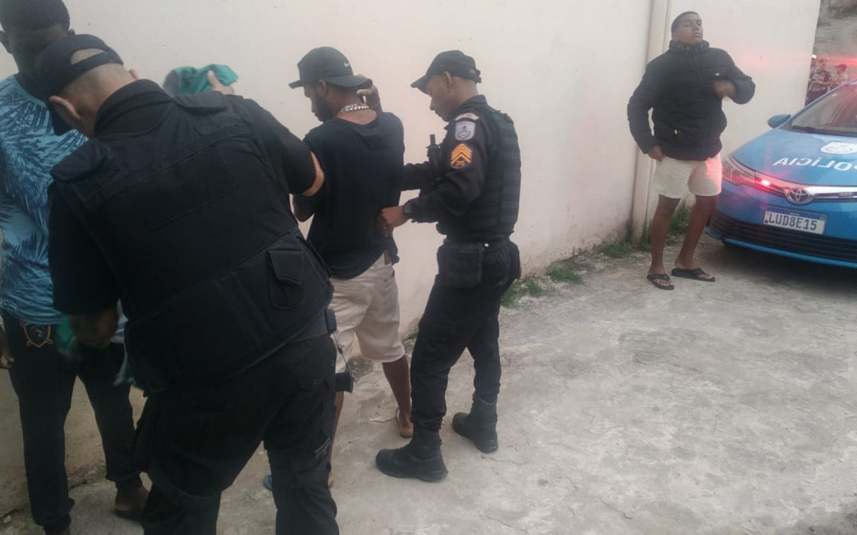 Durante as ações, equipes abordaram 185 pessoas