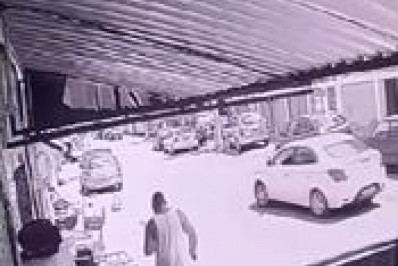 Carro de motorista de aplicativo morto teria sido usado para sequestro de crianças, diz família