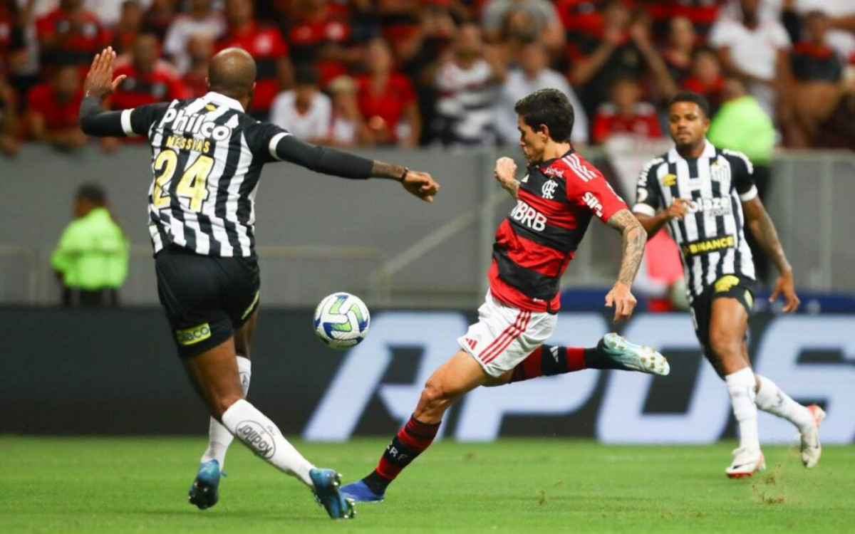 Pedro completa 100 gols pelo Flamengo; veja os números do atacante