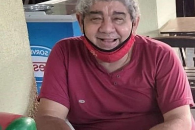 Motorista de aplicativo encontrado morto no porta-malas do próprio carro é enterrado nesta sexta