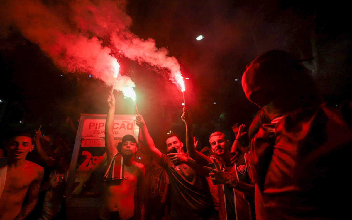 Torcedores do Fluminense comemoram vitória - Renan Areias/Agência O DIA