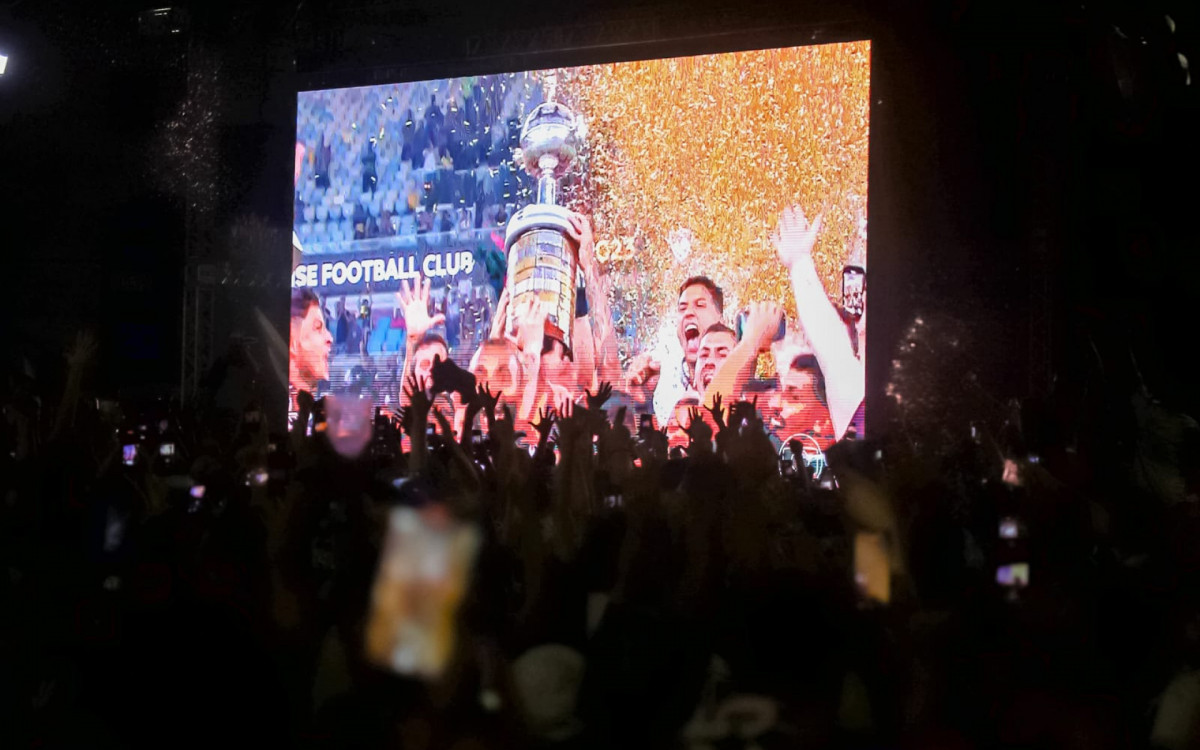 Torcedores do Fluminense comemoram vitória - Renan Areias/Agência O DIA