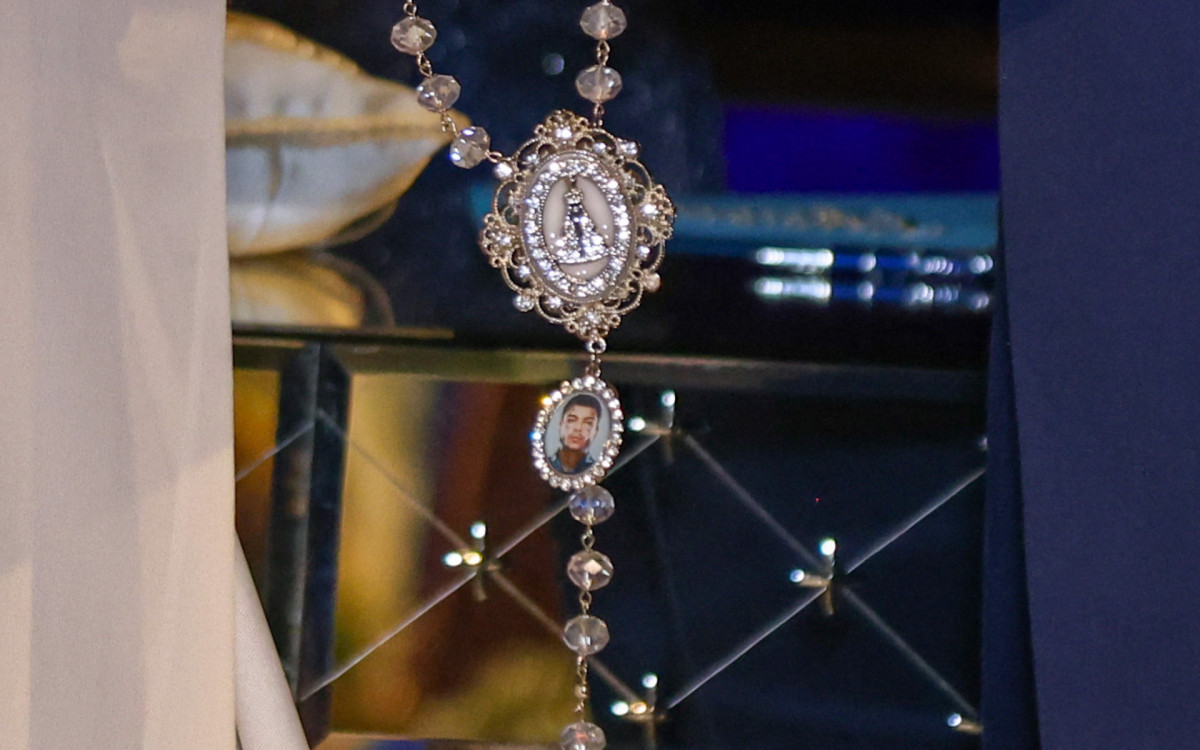 Valquíria Nascimento, mãe de MC Kevin, homenageia cantor durante casamento com produtor Ricardo Donella