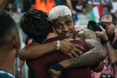Fluminense: Diniz convida John Kennedy para almoço depois de treino