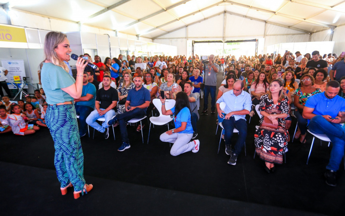 A deputada federal Daniela Carneiro destacou a importância do Festival Literário e Cultural