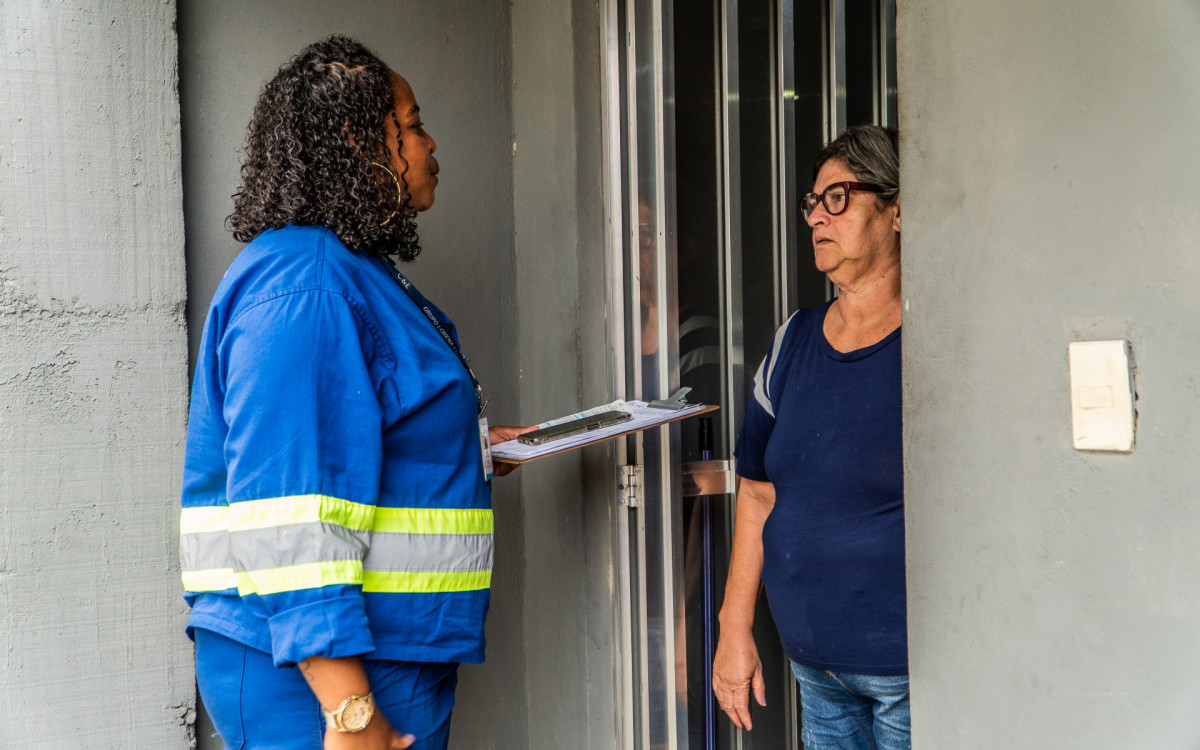 Durante o atendimento são solicitados documentos como identidade e CPF, além de telefone e e-mail