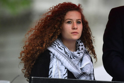 Símbolo da causa palestina, ativista Ahed Tamimi é detida por 'incitação ao terrorismo'