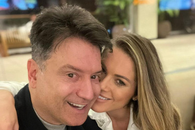 Jacqueline Brazil se declara para o narrador Luiz Carlos Jr.: 'Dia do meu namorado'