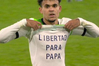 Pai de jogador do Liverpool é resgatado 12 dias após sequestro