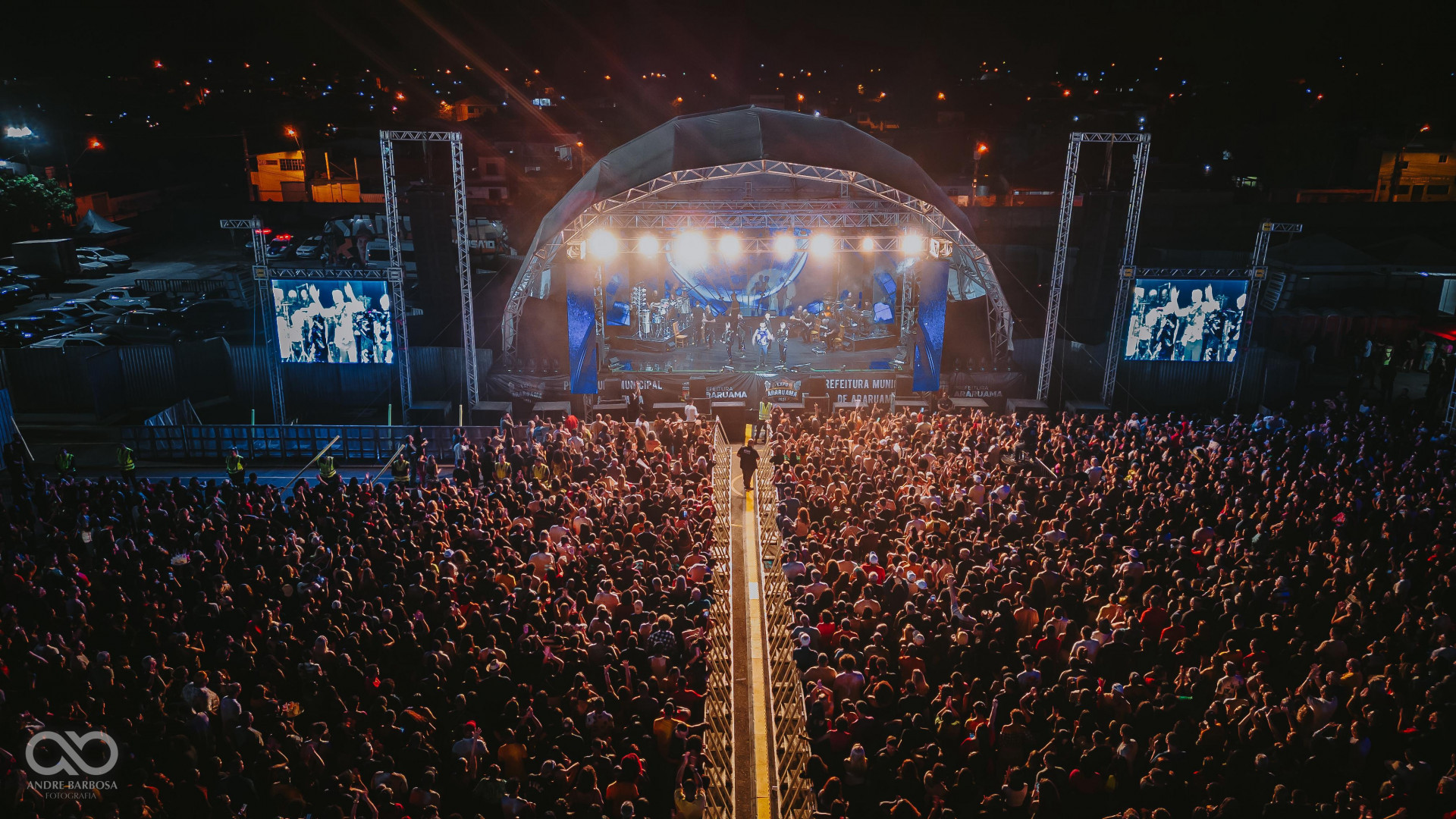 A programação da festa foi extensa, com atrações durante todo o dia e shows musicais na parte da noite. Além disso, o evento também contou com estandes onde os produtores locais puderam expor e comercializar seus produtos