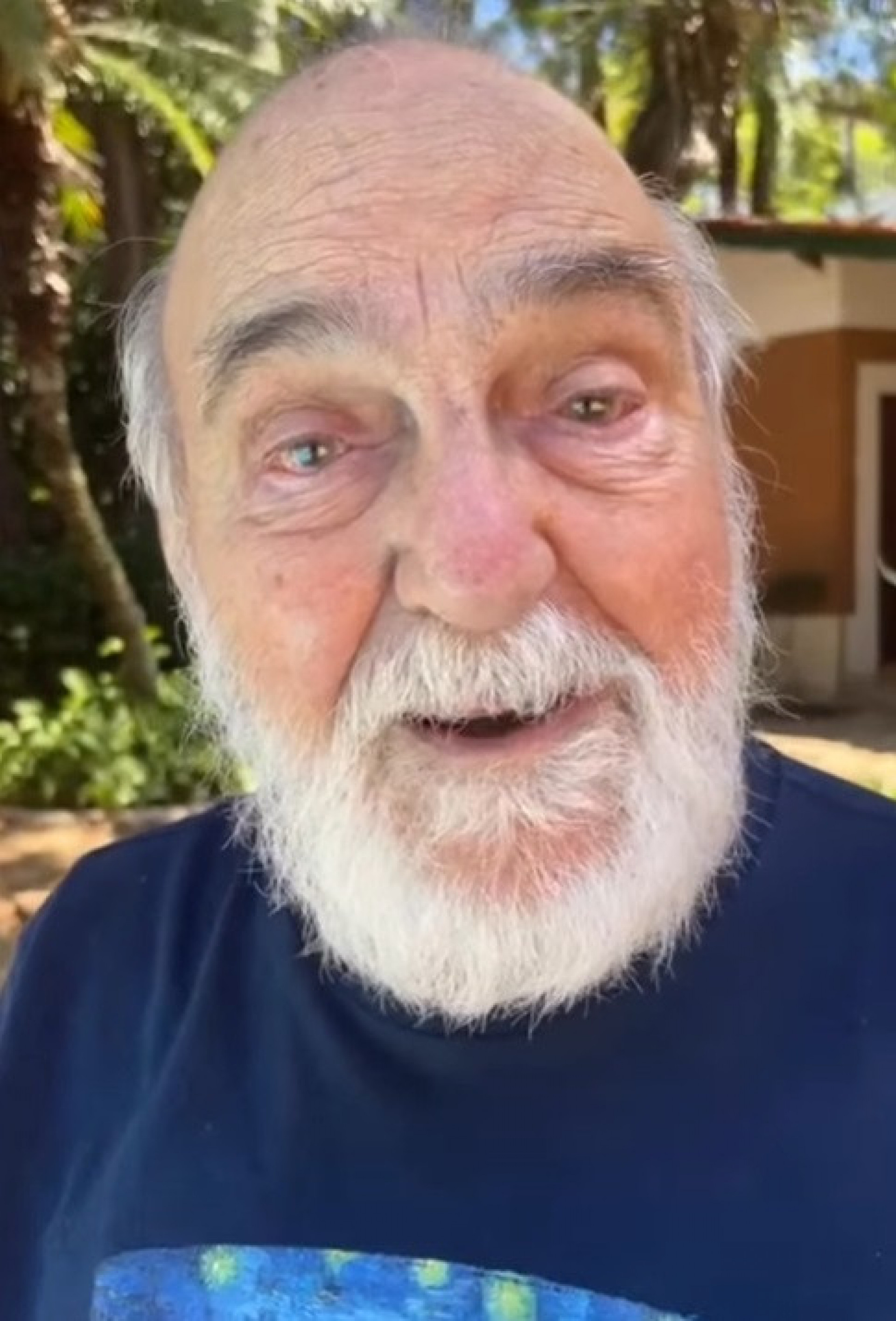 Lima Duarte homenageia Lolita Rodrigues - Reprodução de vídeo