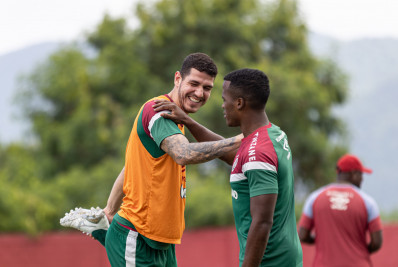 Após título da Libertadores, Fluminense volta a treinar para encarar o Internacional