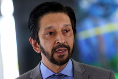 Apagão em SP: prefeito nega cobrança de taxa para enterramento de fios