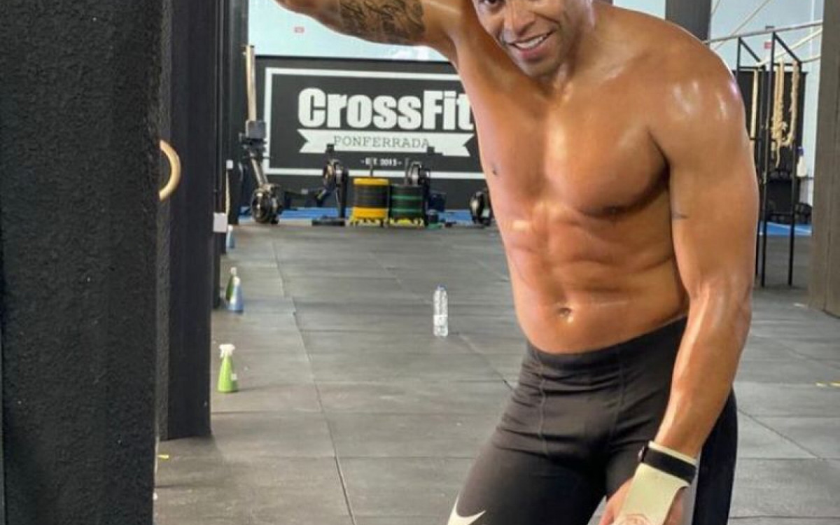 Ap&oacute;s cr&iacute;ticas, J&uacute;lio Baptista &eacute; demitido por Ronaldo Fen&ocirc;meno no Valladolid