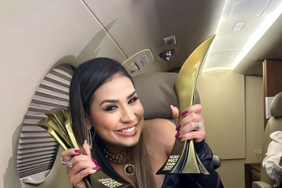 Simone Mendes comemora vitórias no prêmio Multishow 2023: 'Conseguimos!'