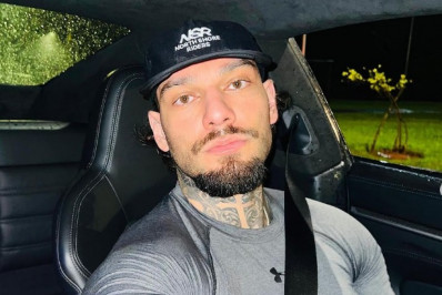 Lucas Lucco explica afastamento das redes sociais: 'Momento complicado'