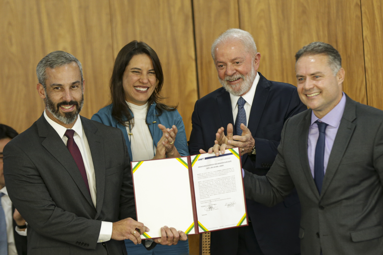 Governo autoriza duplicação de trecho da BR-423 em Pernambuco