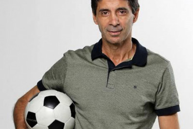 Ex-jogador da Seleção Brasileira, Mauro Galvão vai ministrar palestra para alunos do projeto 