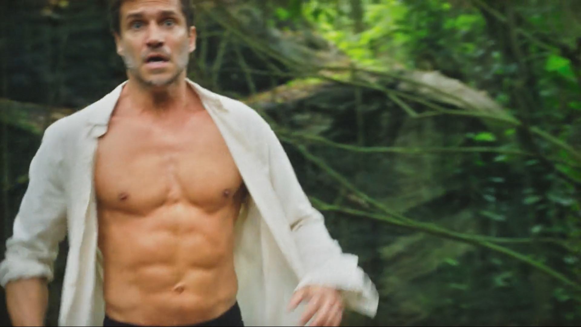 Paulo Rocha impressionou com corpo sarado em 'Terra e Paixão' - Reprodução/TV Globo