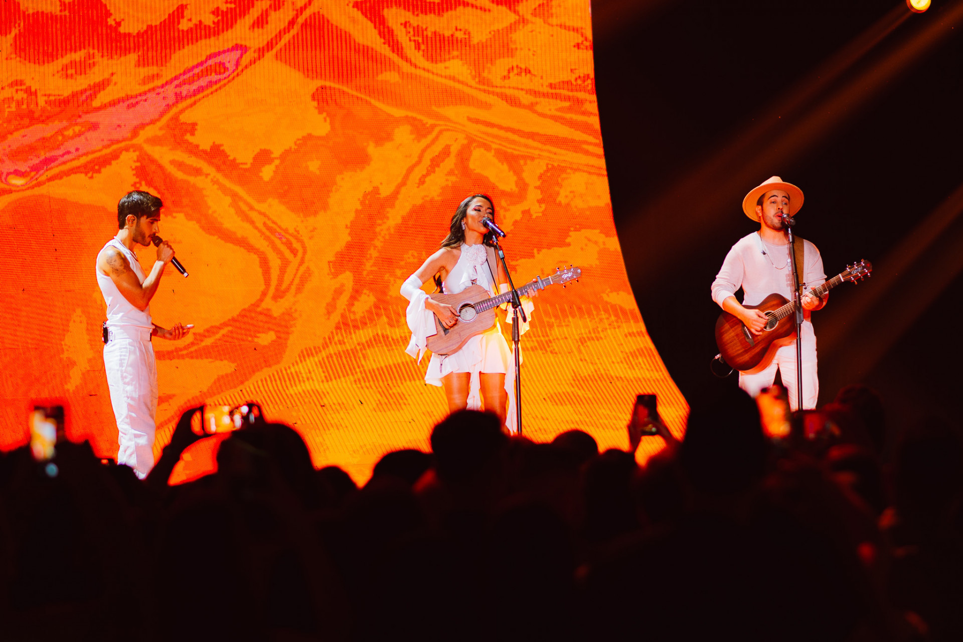Diogo, Gabi e Rodrigo durante apresentação - Brunini / Divulgação 