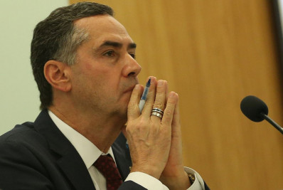 'Estivemos mais próximos que pensávamos do impensável', afirma Barroso sobre plano de golpe