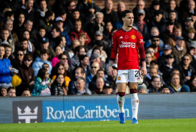 Fora dos planos, Antony treinará separado do elenco do Manchester United