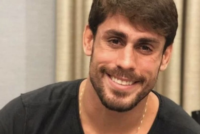 Cara de Sapato é flagrado com atriz e aumenta rumores de affair