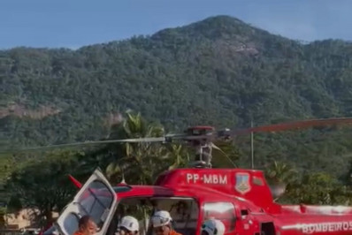 Mulher cai na Cachoeira da Feiticeira na Ilha Grande