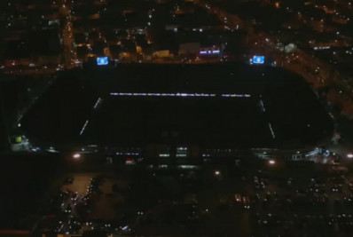 Clube peruano perde título para rival e apaga luzes do estádio durante festa