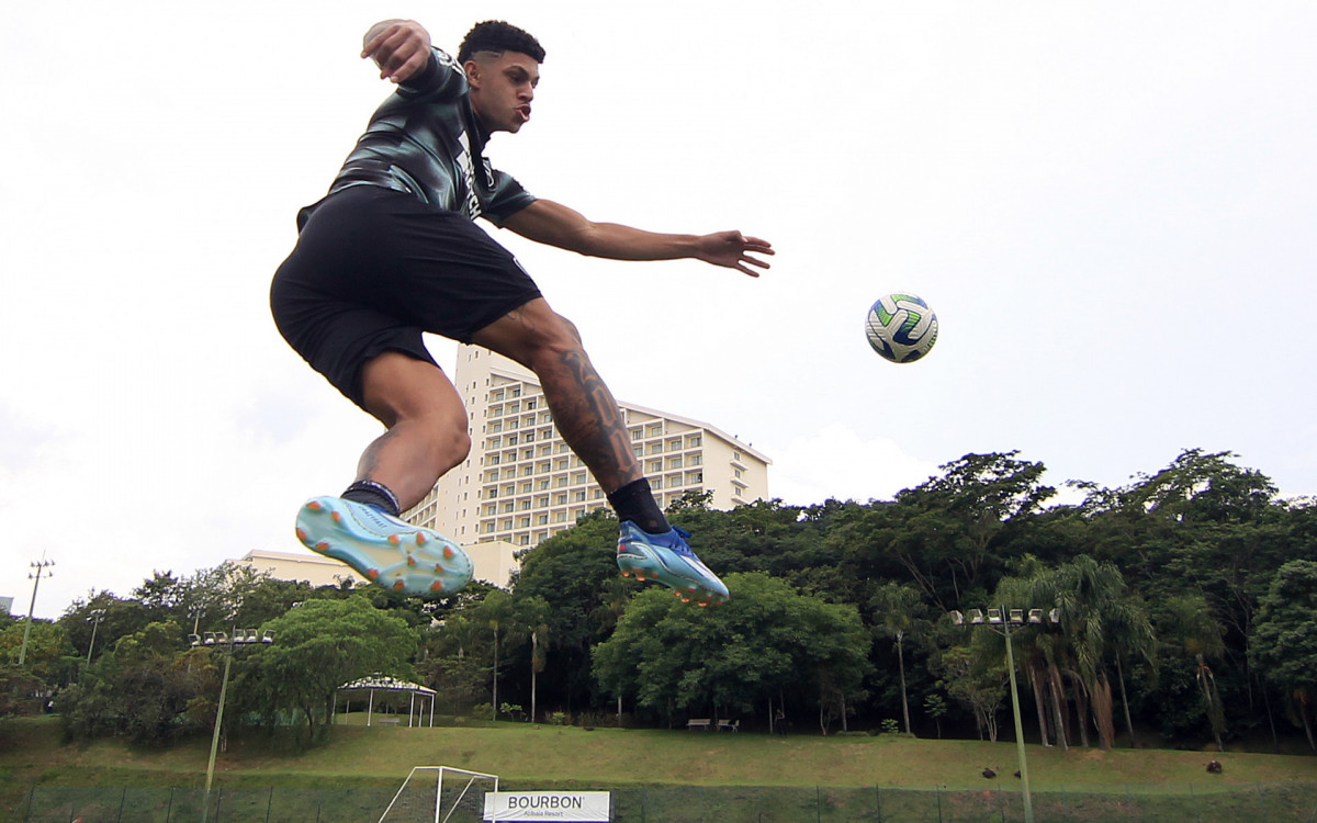 Luis Henrique, atacante do Botafogo - Vitor Silva / Botafogo