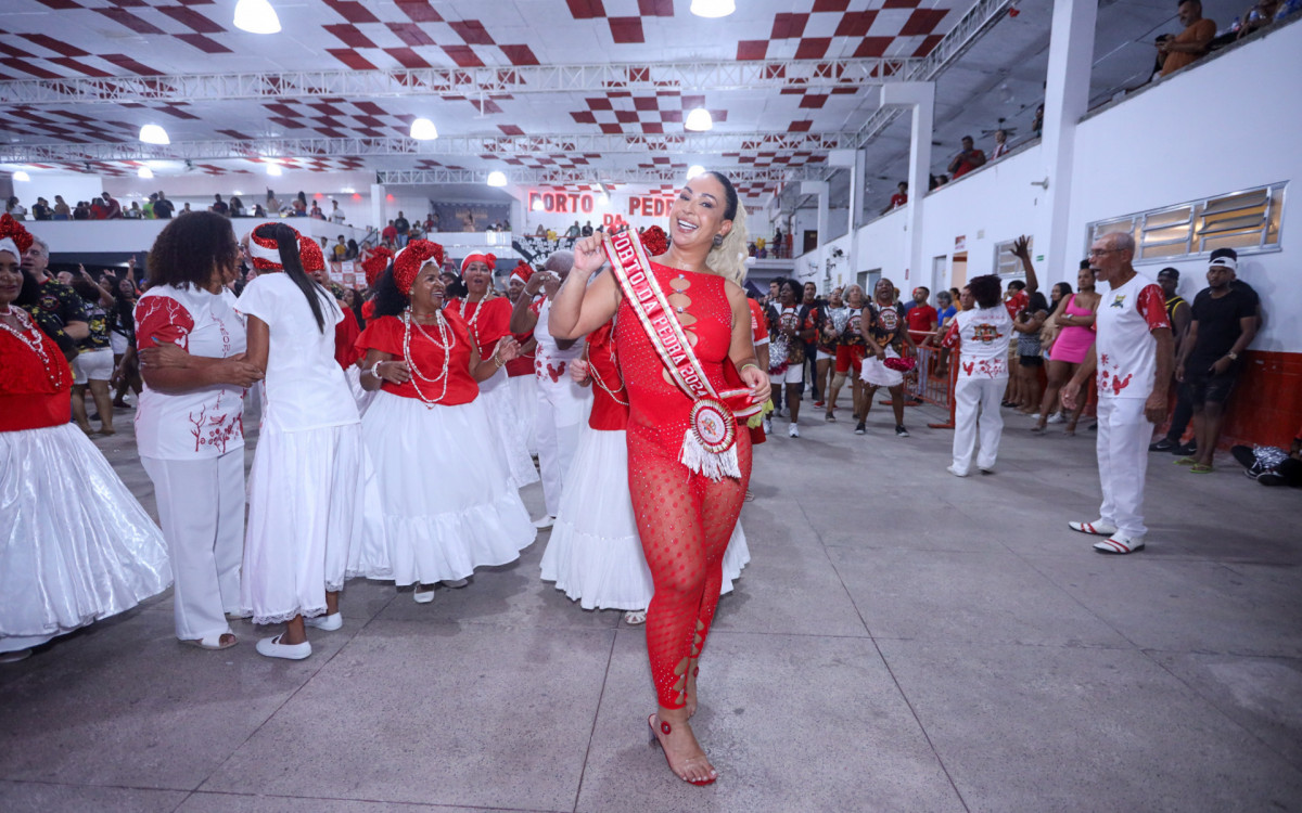 Valesca Popozuda é anunciada como musa da Porto da Pedra