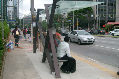 Greve de ônibus na zona sul de São Paulo afeta a circulação de 37 linhas
