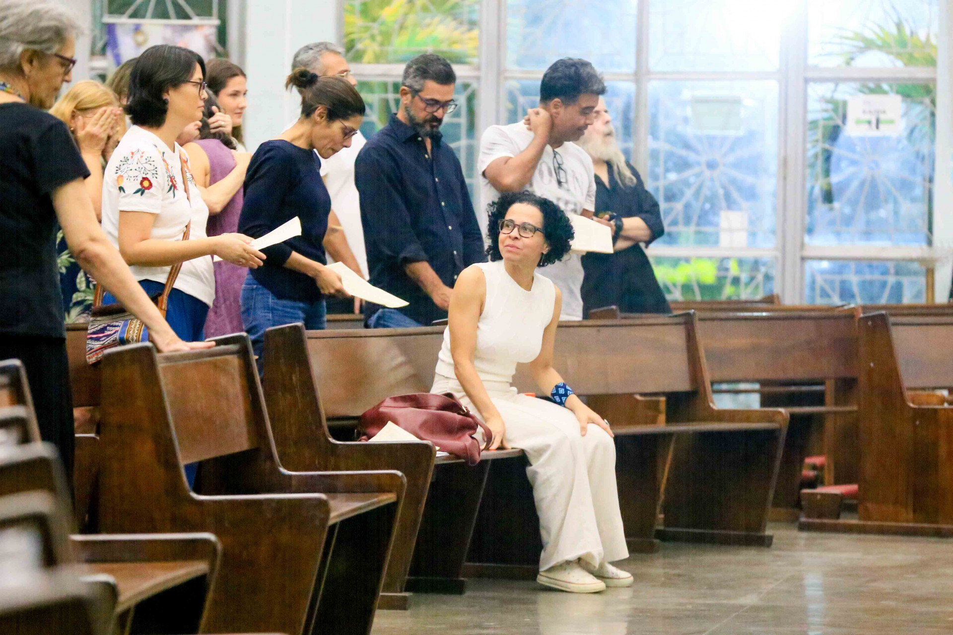 Amigos e familiares prestam suas homenagens a Elizangela na Missa de Sétimo Dia da atriz, no Rio - Agnews