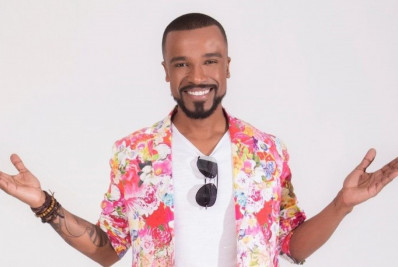 Alexandre Pires encerra neste domingo a festa de aniversário de Búzios com chave de ouro 