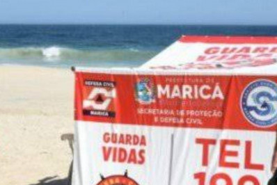 Homem é preso por desacato após xingar um Guarda-vidas na praia da Barra em Maricá