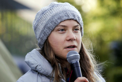 Justiça britânica retira acusações contra ativista ambiental Greta Thunberg