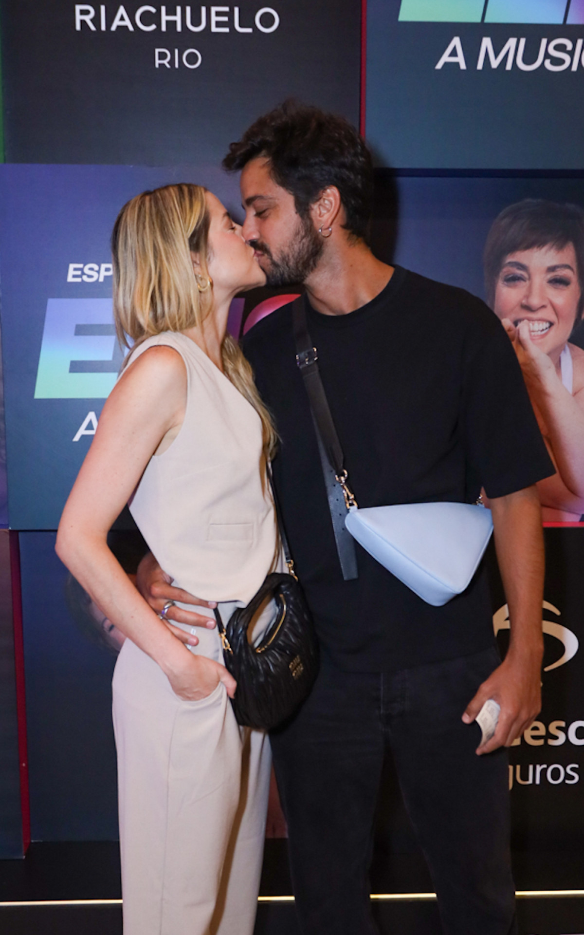 Agatha Moreira e Rodrigo Simas