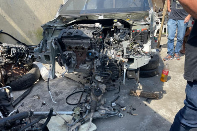 Trio é preso em flagrante por clonagem e desmanche de veículos na Zona Oeste