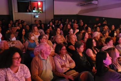 Teatro Municipal de Saquarema apresenta comédia espírita neste sábado