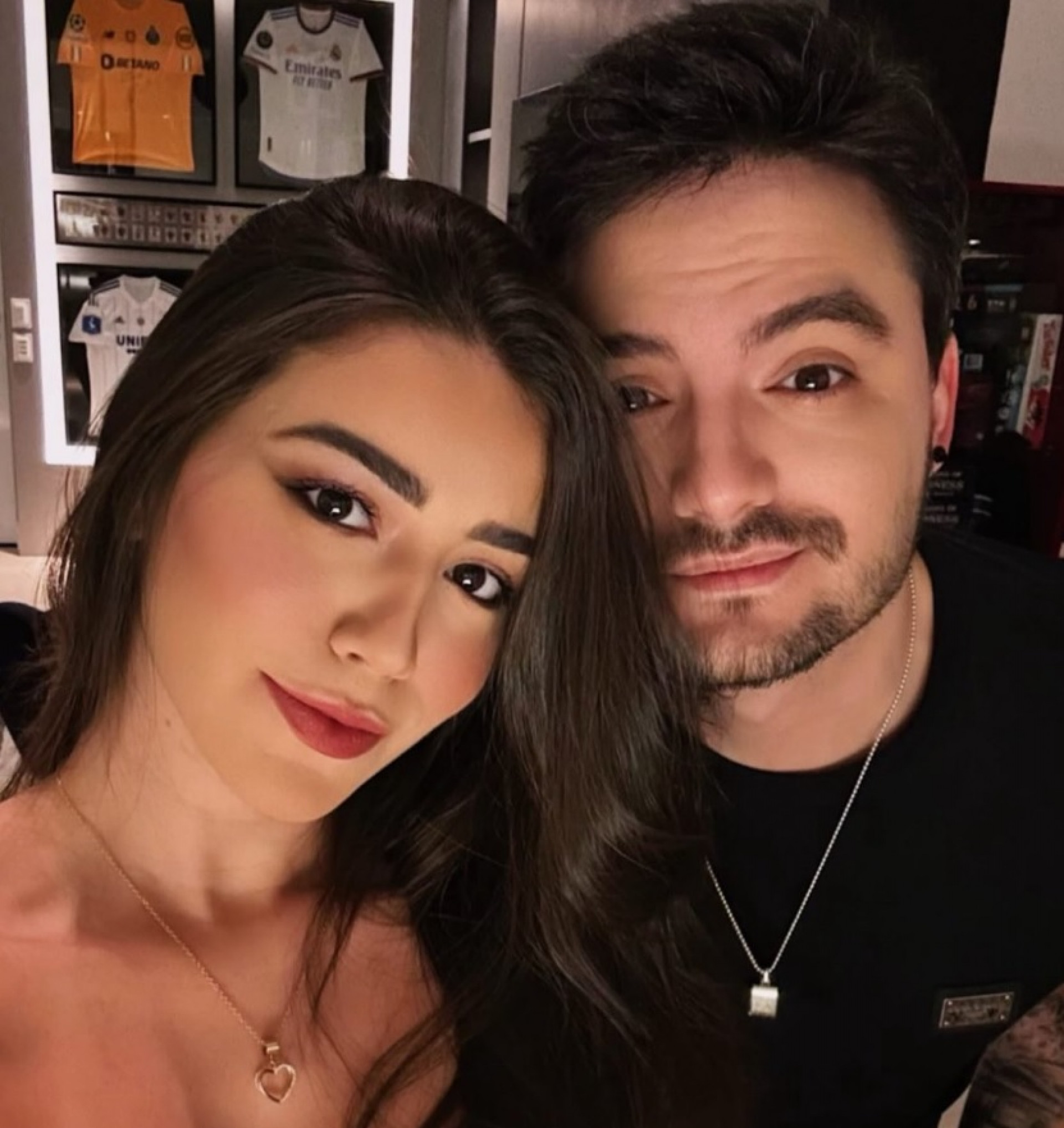 Felipe Neto recebe imagem da ultrassom de Juliane - Reprodução do Instagram