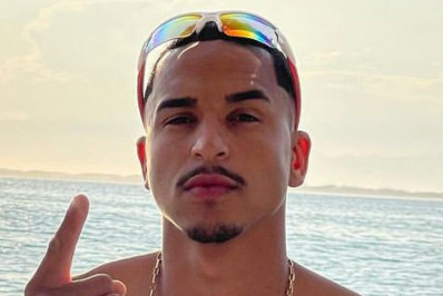 Polícia investiga execução a tiros de jovem em Barra de Guaratiba