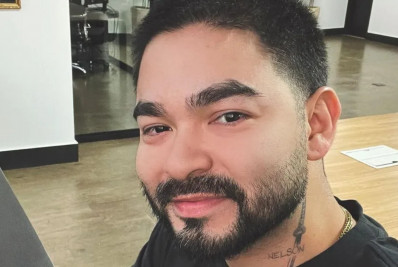 Vício de Yudi Tamashiro em casas de swing levou apresentador a ser famoso no local