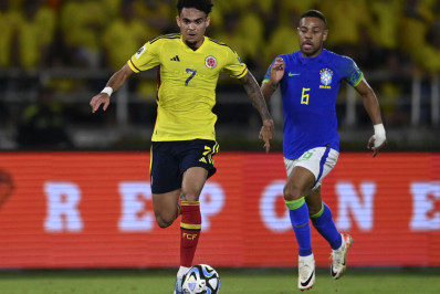 Brasil perde de virada para a Colômbia e chega ao terceiro tropeço consecutivo nas Eliminatórias