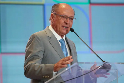 Crédito da Caixa em política industrial é voltado à exportação e projetos verdes, diz Alckmin