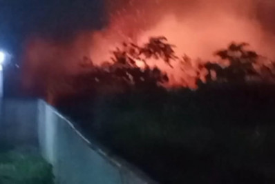 Incêndio atinge distrito de Figueira, em Arraial do Cabo