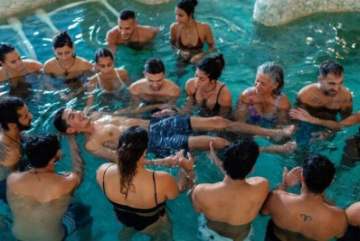 Sobreviventes israelenses do festival atacado pelo Hamas se recuperam no Chipre