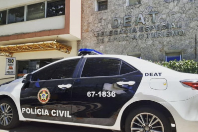 Polícia vai intimar British Airways após comissários mentirem sobre assaltos em depoimento