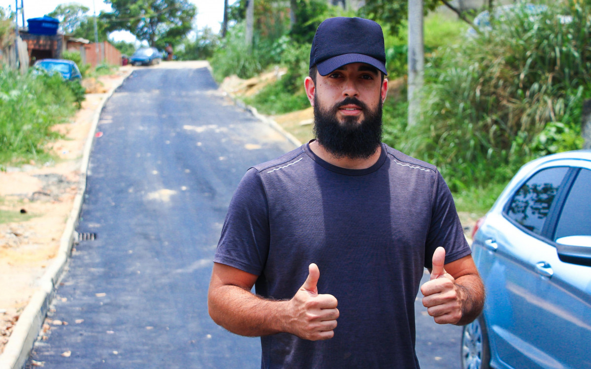 Morador da Vila Heliópolis, o autônomo Joelson Lima destacou que as ruas agora estarão livres da lama, barro e poeira
