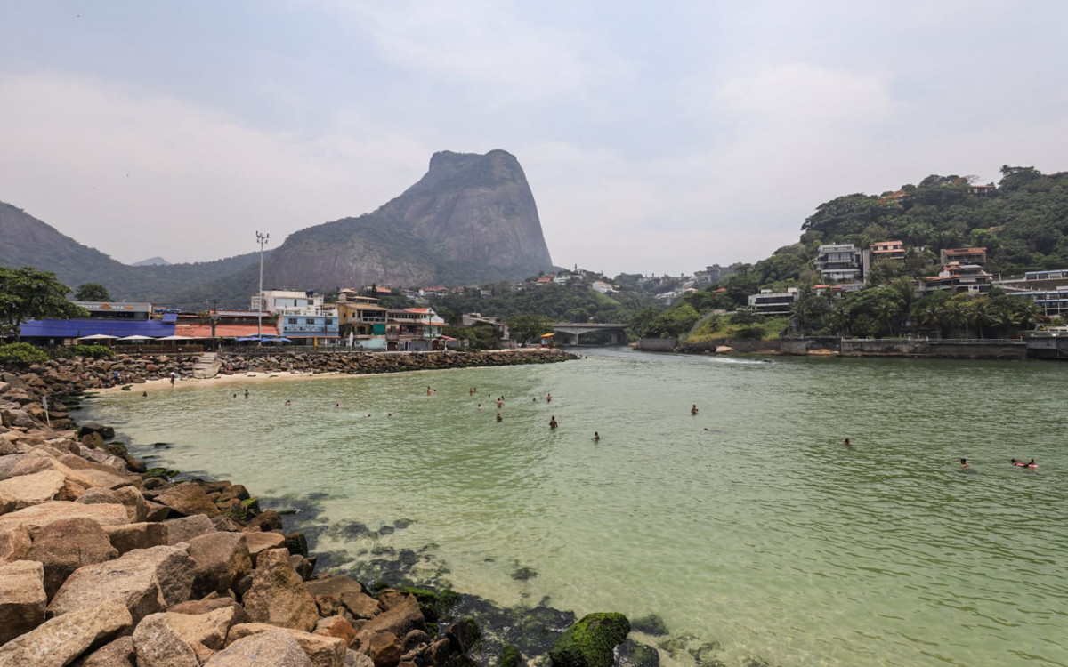 Movimentação no Quebra-Mar, na Barra da Tijuca