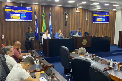 Comissão da Câmara de Cabo Frio apresenta relatório das contas 2018 de três ex-prefeitos